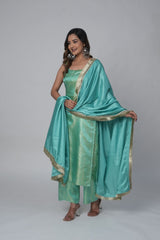 Sleeveless Brocade Kurta Set