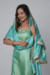 Sleeveless Brocade Kurta Set