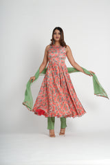 Stylish Peace Floral Printed Georgette Satin Anarkali Set