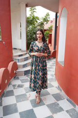 Stylish Floral Cotton kurta Pant Set