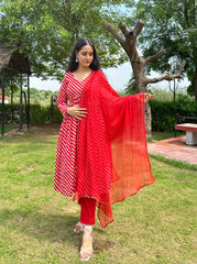 Stylish Cotton Leheriya Suit Set With Dupatta