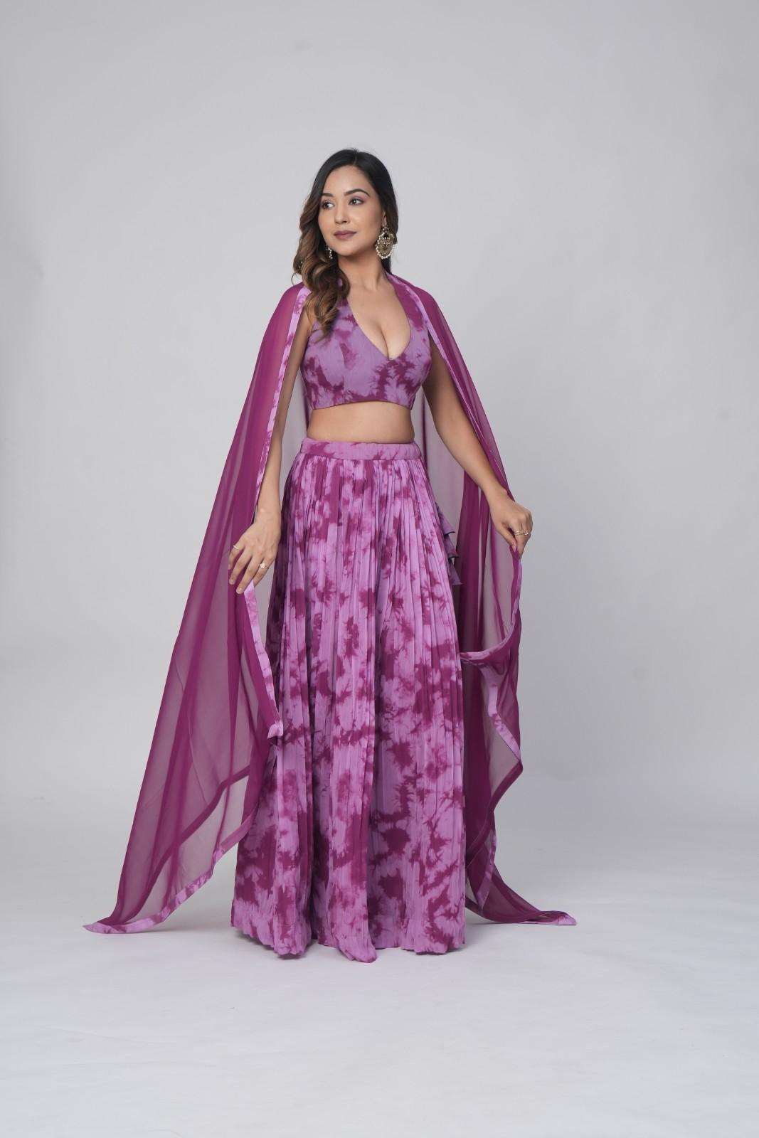 Stylish Lehenga Set & Blouse