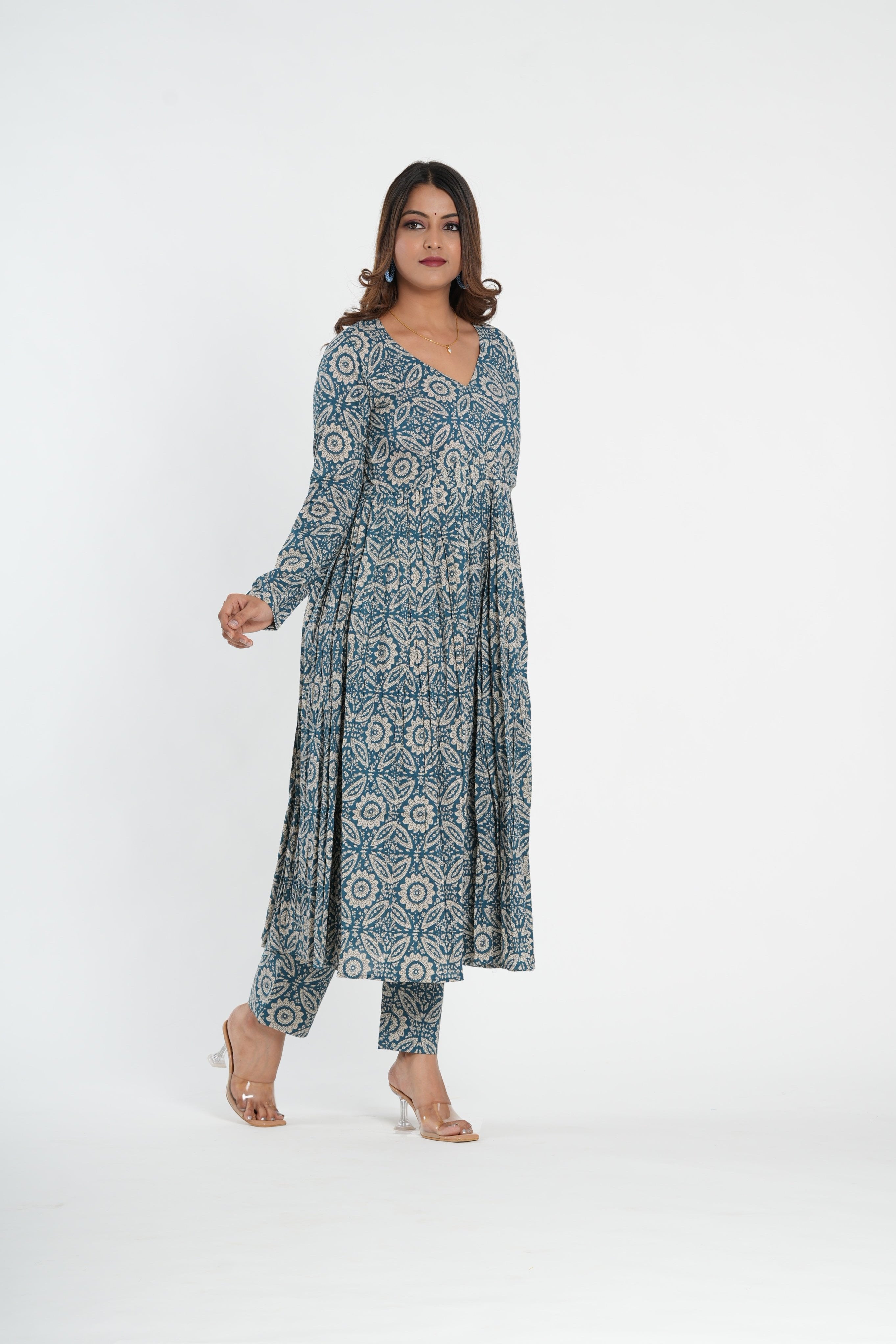Cotton Blue Floral Printed Naira Kurta Pant